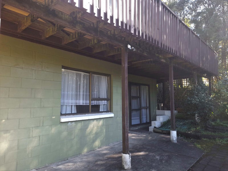 35 Tauhinu Road, Greenhithe, Auckland - Carousel 1