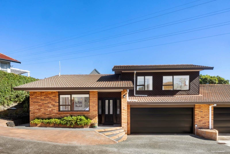 2/9 Carlton Street, Hillsborough, Auckland - Carousel 1