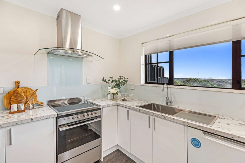 5 Rangeview Place, Feilding, Feilding - Carousel 2