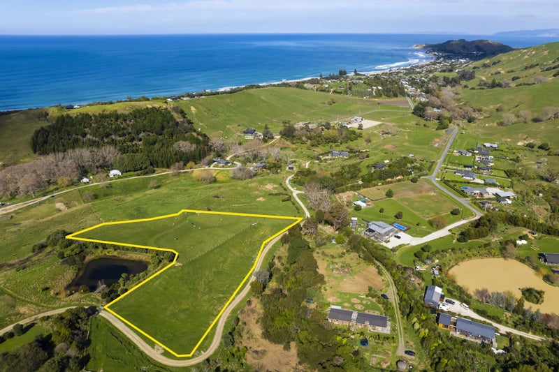 51 Scarlys Way, Okitu, Gisborne - Carousel 2