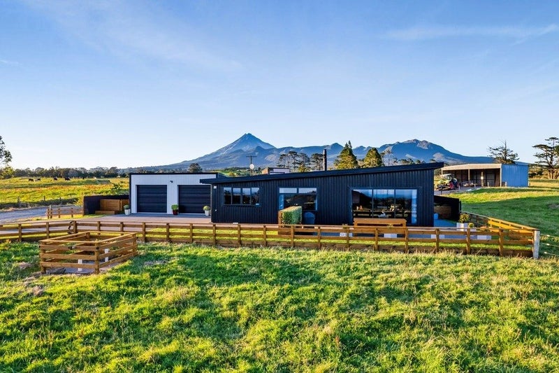 1202 Frankley Road, Hurworth, New Plymouth, Taranaki - Carousel 1