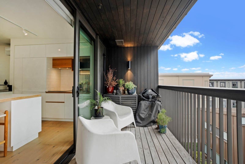 216/38 Khyber Pass Road, Grafton, Auckland - Carousel 1