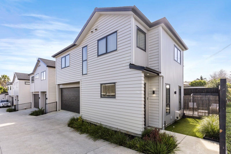29A Patons Road, Howick, Auckland - Carousel 1