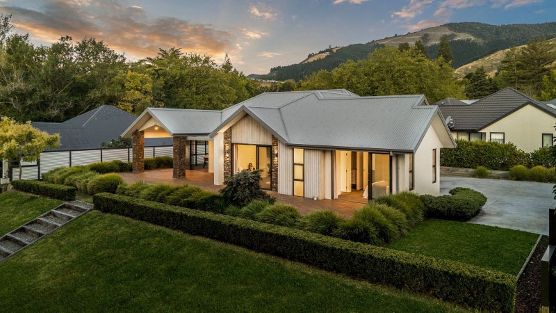 5 Greenfield Lane, Stoke, Nelson - Carousel 1