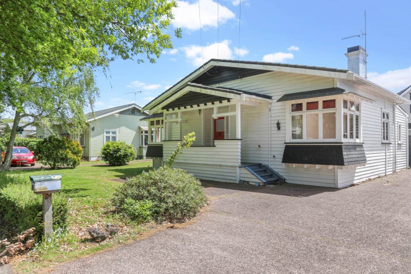 Property Valuation for 15 Oak Street, Royal Oak, Auckland Trade Me