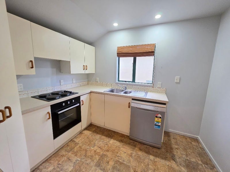6/238 Stanmore Road, Richmond, Christchurch - Carousel 1