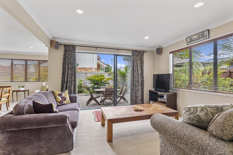 1/26 Erson Avenue, Royal Oak, Auckland - Carousel 2