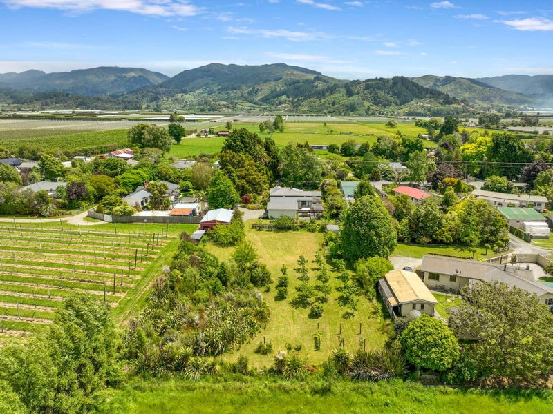 Property Valuation for 233 RiwakaKaiteriteri Road, Kaiteriteri Trade