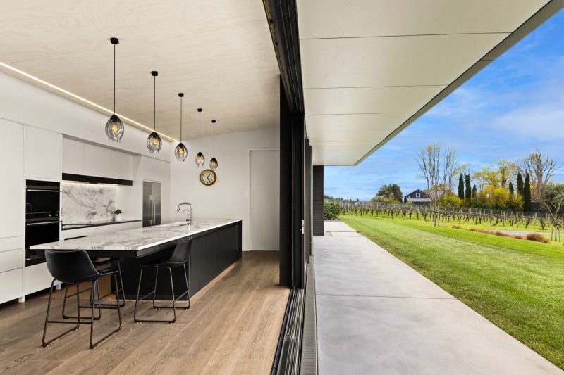 25 Side Road, HAUMOANA, Haumoana - Carousel 2