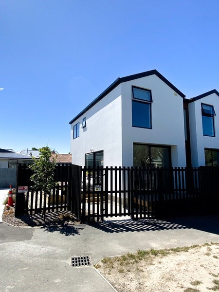 1/45 Heywood Terrace, Richmond, Christchurch - Carousel 1