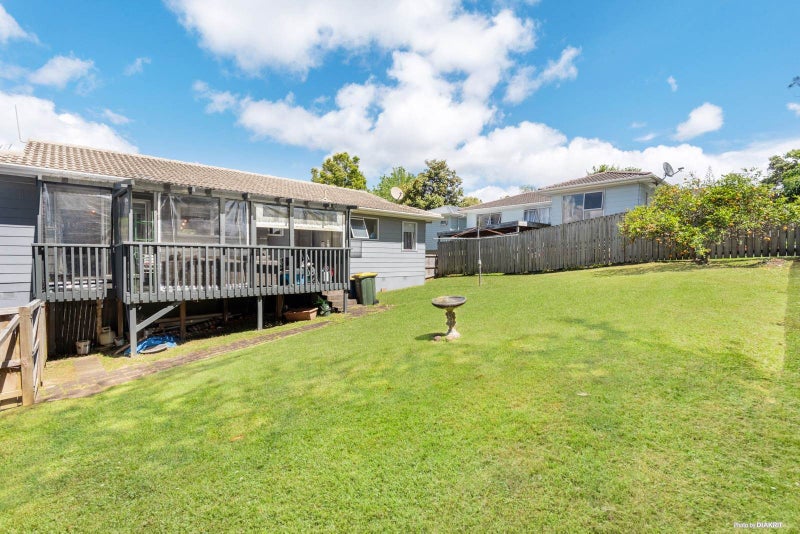 18 Gallony Avenue, Massey, Auckland - Carousel 2
