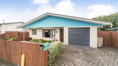 2A Margaret Street, Roslyn, Palmerston North - Carousel 1