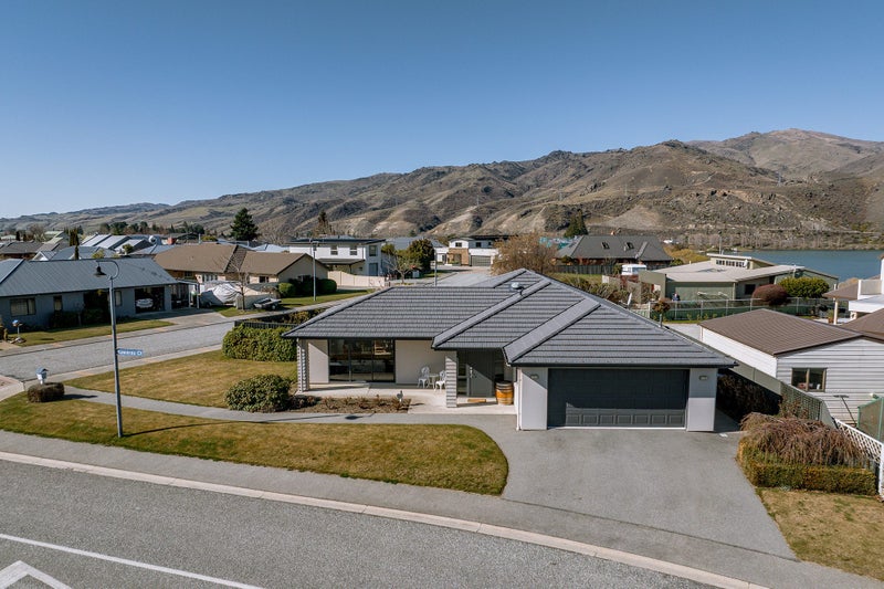 28 Matthews Crescent, Cromwell, Cromwell - Carousel 1