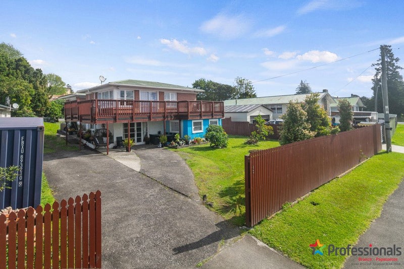 42 Pooks Road, Ranui, Auckland - Carousel 1