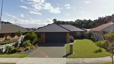 12 Kennedy Place, Waikanae Beach, Waikanae - Carousel 1