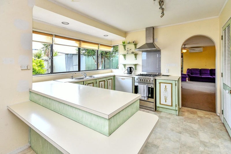 35 Calluna Crescent, Totara Heights, Auckland - Carousel 2