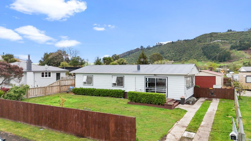 10 John Road, Fairy Springs, Rotorua - Carousel 1