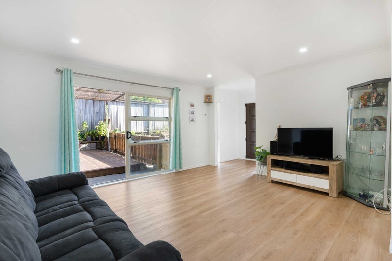 116 Oakdale Road, Mount Roskill, Auckland - Carousel 2