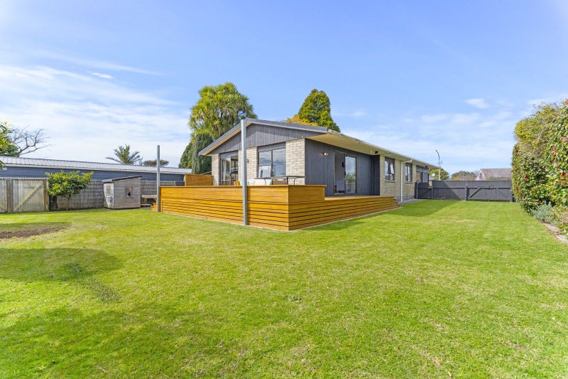 5 Dillon Drive, Bell Block, New Plymouth - Carousel 2