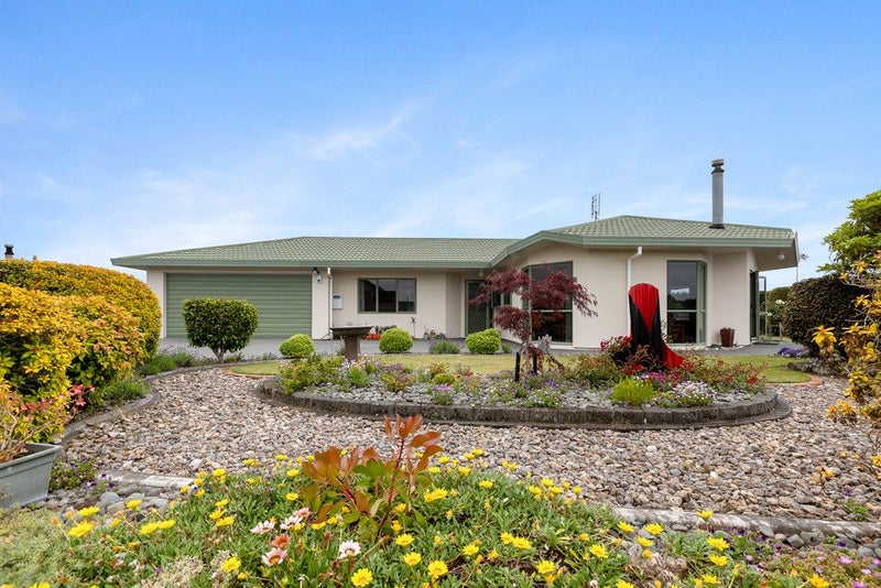 36 Tiverton Crescent, Whalers Gate, New Plymouth - Carousel 26