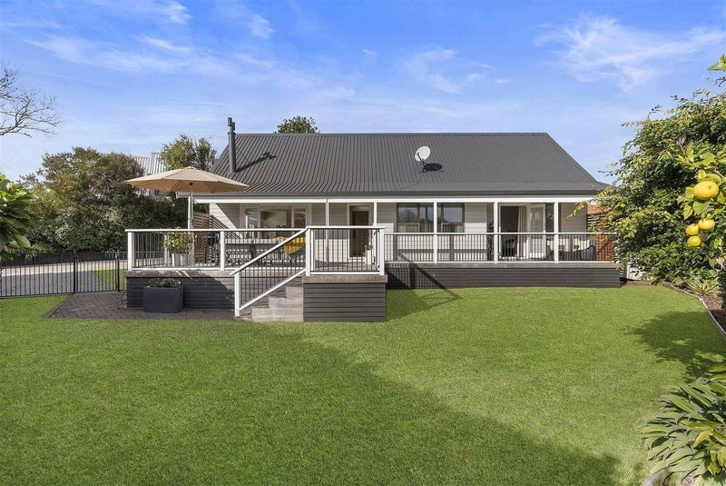 57 Kurnell Drive, Botany Downs, Auckland - Carousel 1