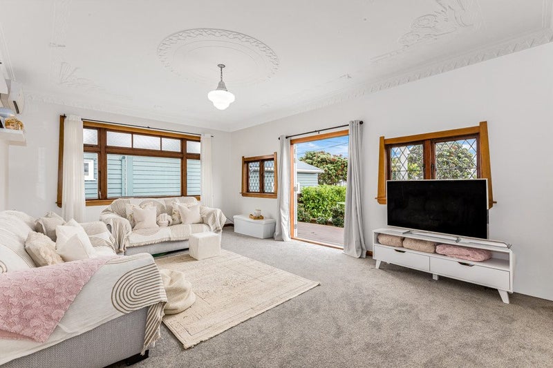 10 Chelsea Street, Miramar, Wellington - Carousel 2