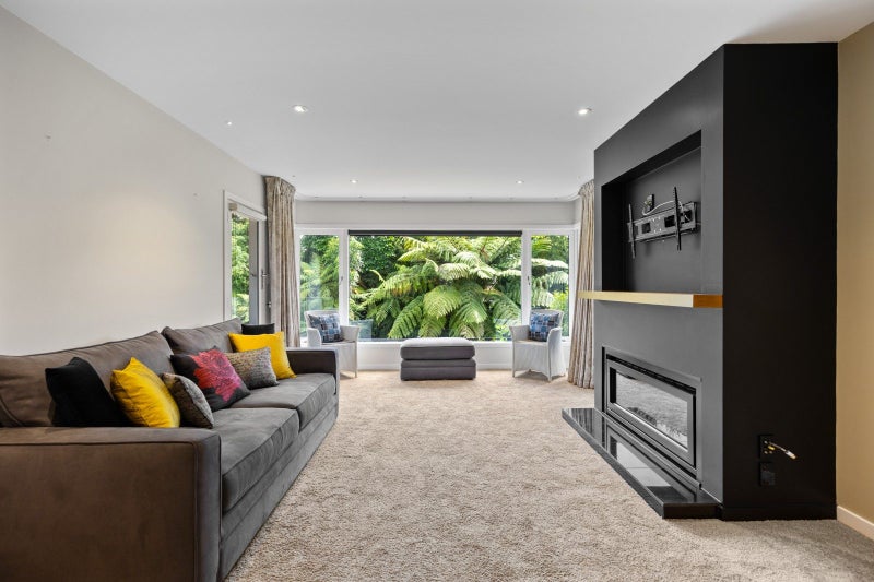 8 Shelbourne Street, Nelson, Nelson - Carousel 2