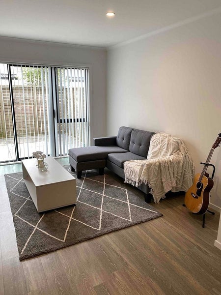 14/9 Surrey St, Tawa, Wellington - Carousel 13