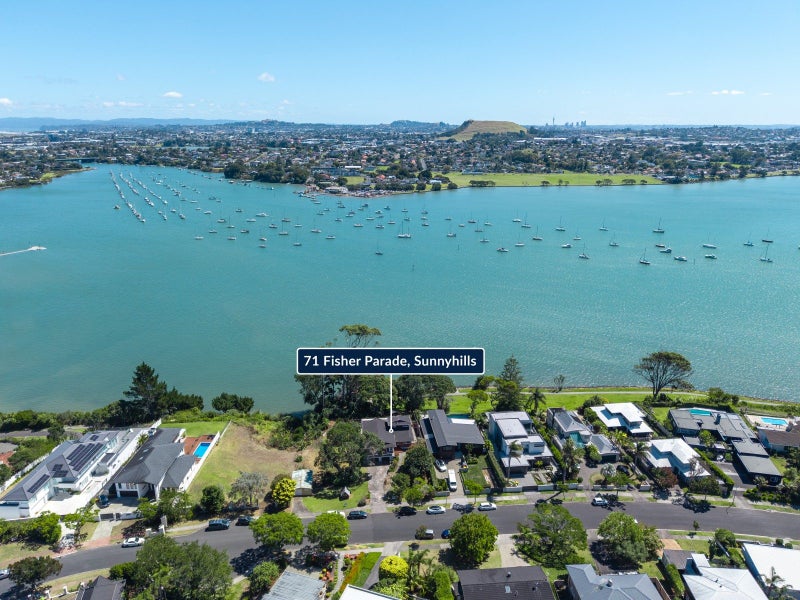 71 Fisher Parade, Sunnyhills, Auckland - Carousel 1