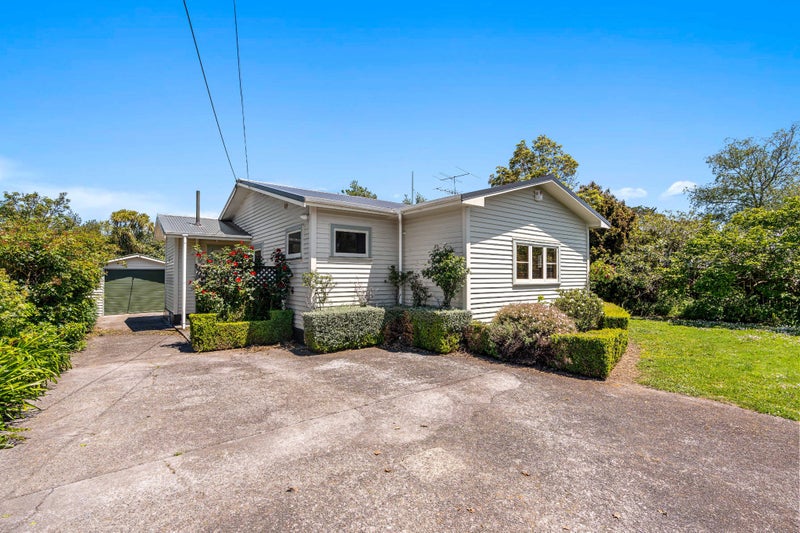 107 Essex Street, Masterton - Carousel 1