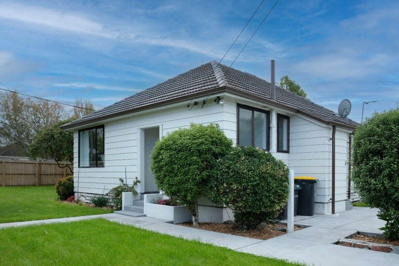 32 Bateman Avenue, Bryndwr, Christchurch City, Canterbury - Carousel 1