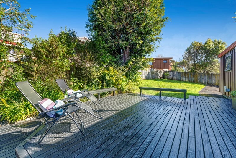 24 Bronzewing Terrace, Unsworth Heights, Auckland - Carousel 2