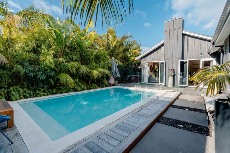 20 Santa Cruz Drive, Papamoa Beach, Papamoa - Carousel 1