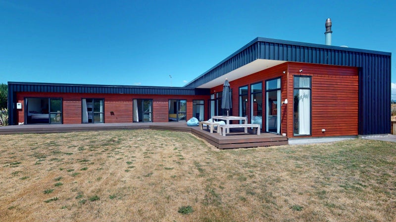 10 Mowhia Grove, Waitarere, Levin - Carousel 2