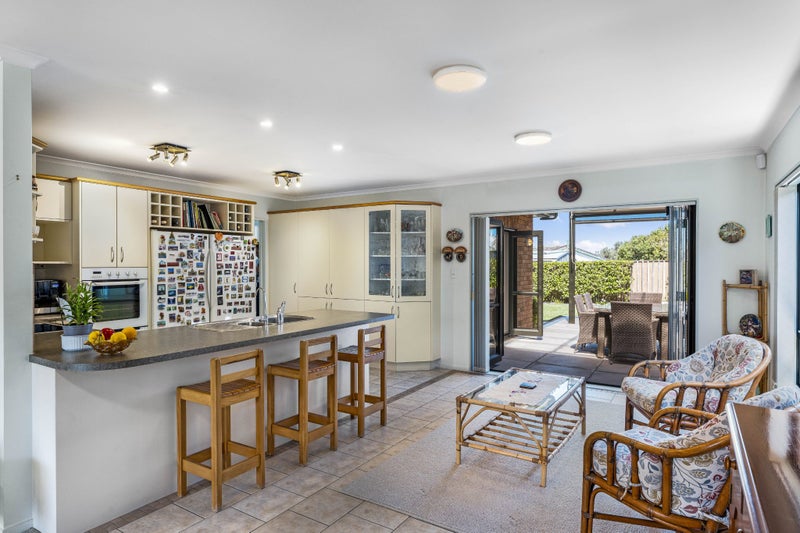 53 Ruawai Road, Mount Wellington, Auckland - Carousel 2