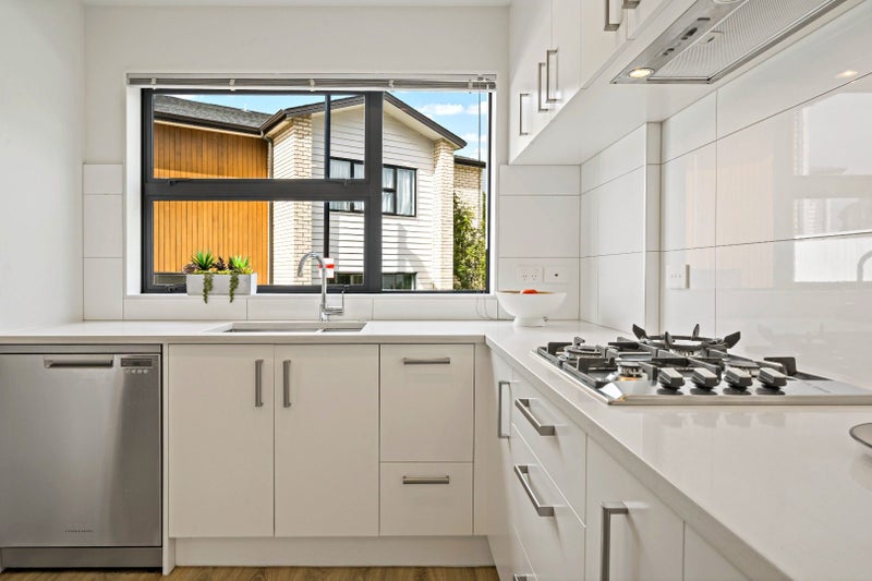 23 Ti Kouka Lane, Sandringham, Auckland - Carousel 1