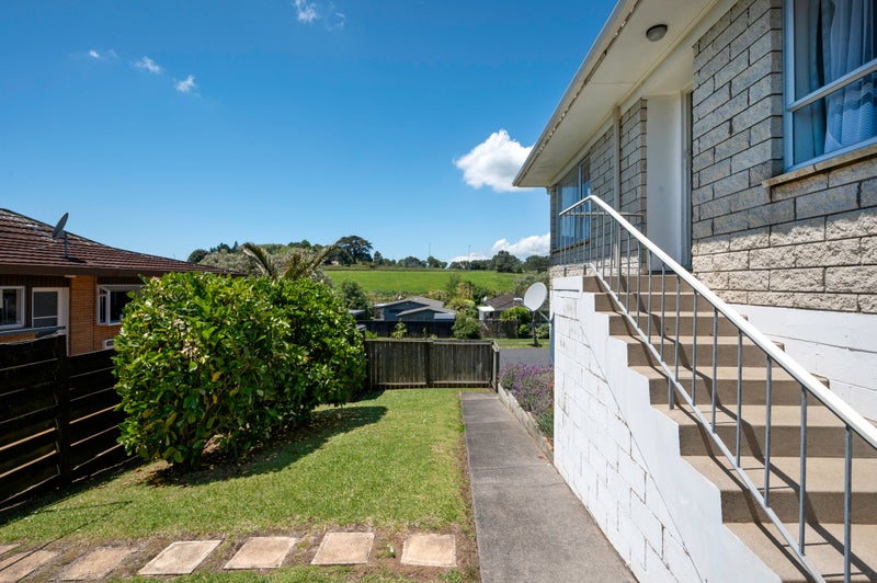 Property Valuation for 1/15 Imogene Way, Half Moon Bay, Auckland