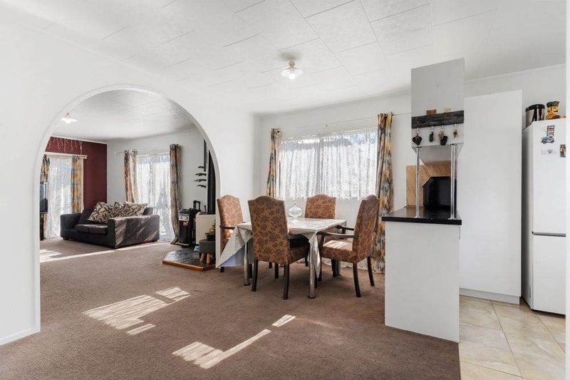 8 Zurich Place, Weymouth, Auckland - Carousel 1