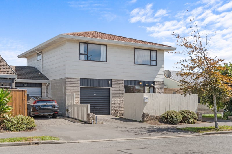 2/41 Picton Avenue, Riccarton, Christchurch - Carousel 1