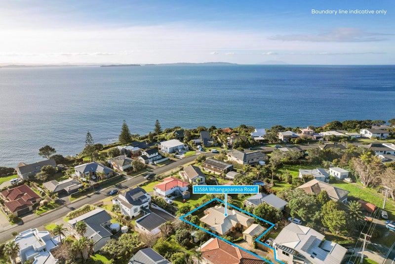 1358A Whangaparaoa Road, Army Bay, Whangaparaoa - Carousel 1