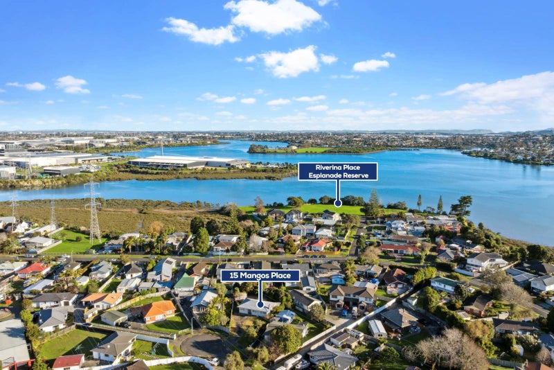 15 Mangos Place, Pakuranga, Auckland - Carousel 2