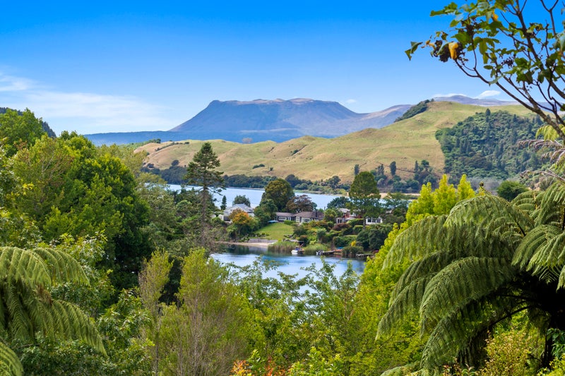 22 Okareka Loop Road, Lake Okareka, Rotorua - Carousel 1