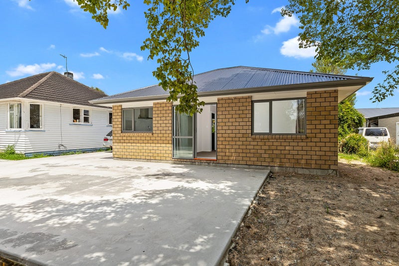 1 Yeats Crescent, Fairfield, Hamilton - Carousel 12