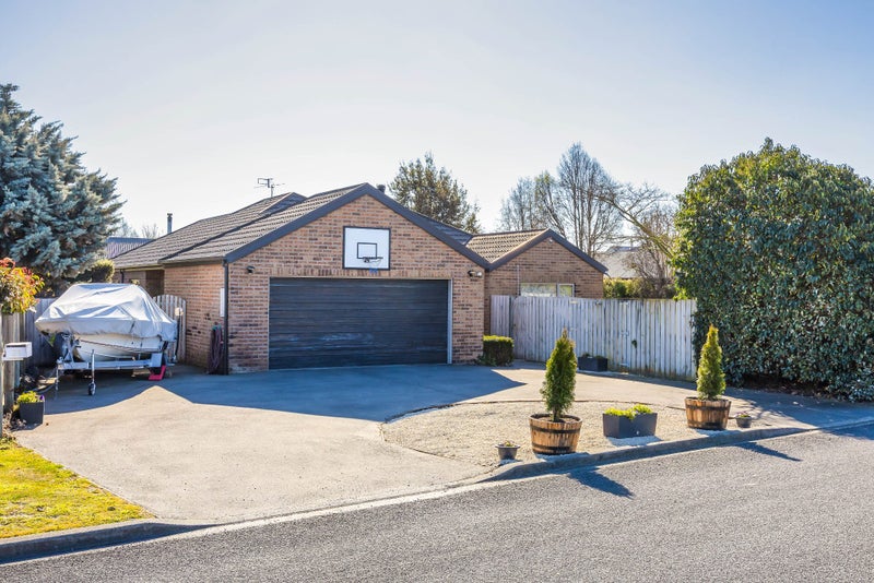 21 Willowside Place, Amberley, Amberley - Carousel 1