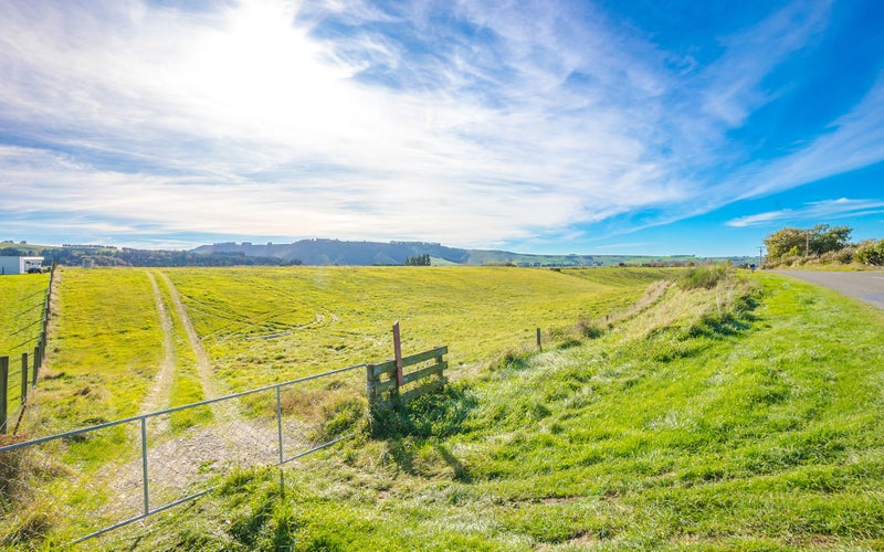 146 Gordons Valley Road, Maungati, Southburn - Carousel 32