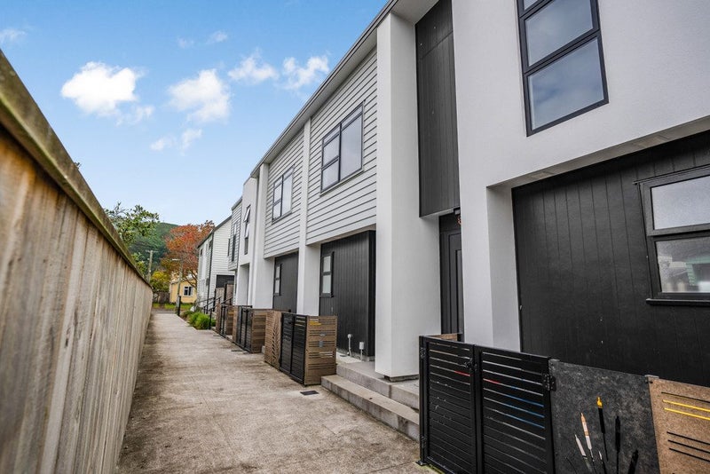 7/25 Bush Street, Naenae, Lower Hutt - Carousel 17