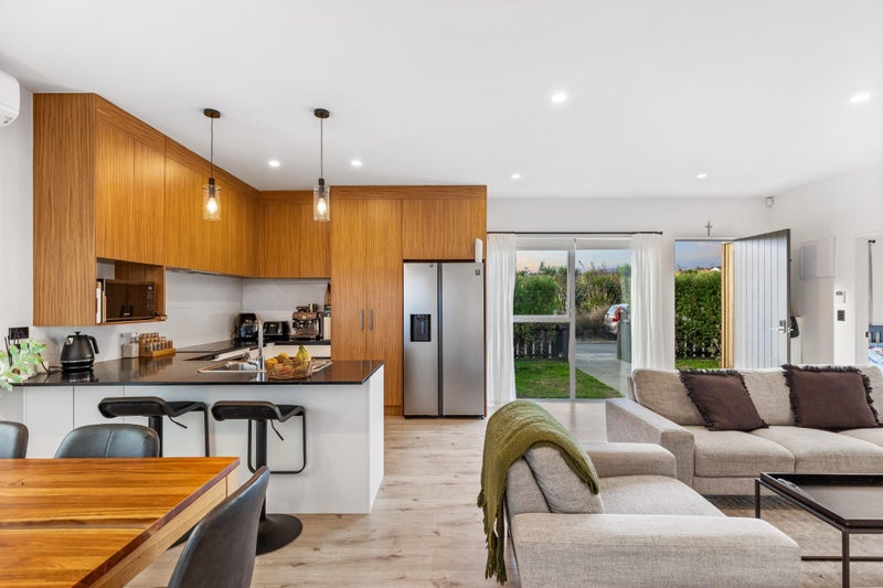 34 Berba Lane, Westgate, Auckland - Carousel 2