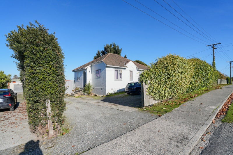 9 Anzac Street, Gore, Gore - Carousel 1