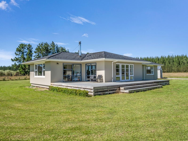 5 Eastwick Lane, Eyrewell, West Eyreton - Carousel 2