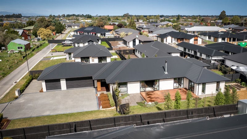 6 Vaughan Drive, Rolleston, Rolleston - Carousel 1